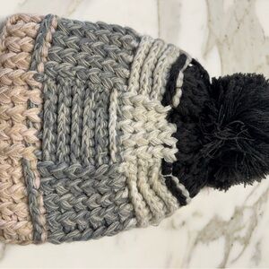 Chunky Anthropologie Knit Pom Beanie in Neutral Ombre